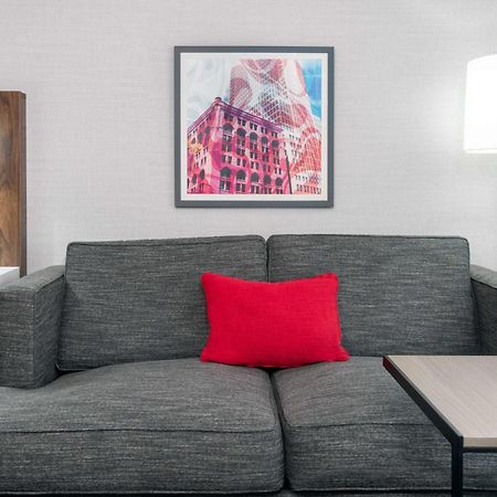 Hampton Inn & Suites Cleveland-Beachwood Extérieur photo