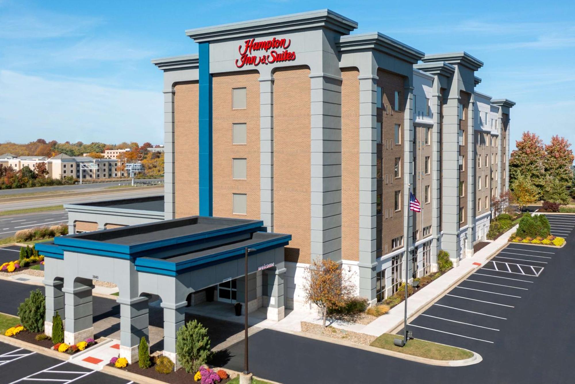 Hampton Inn & Suites Cleveland-Beachwood Extérieur photo
