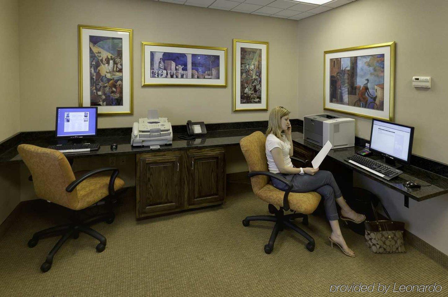 Hampton Inn & Suites Cleveland-Beachwood Extérieur photo